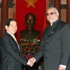国家主席阮明哲会见巴拉圭总统费尔南多·卢戈